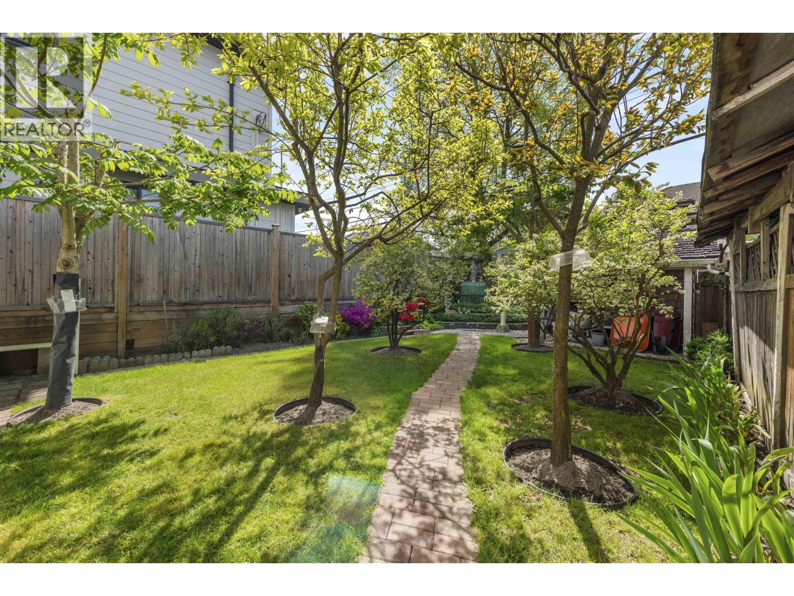 4 Bed, 2 Bath House for Sale in Richmond – 11620 WILLIAMS ROAD, Richmond - Image 29