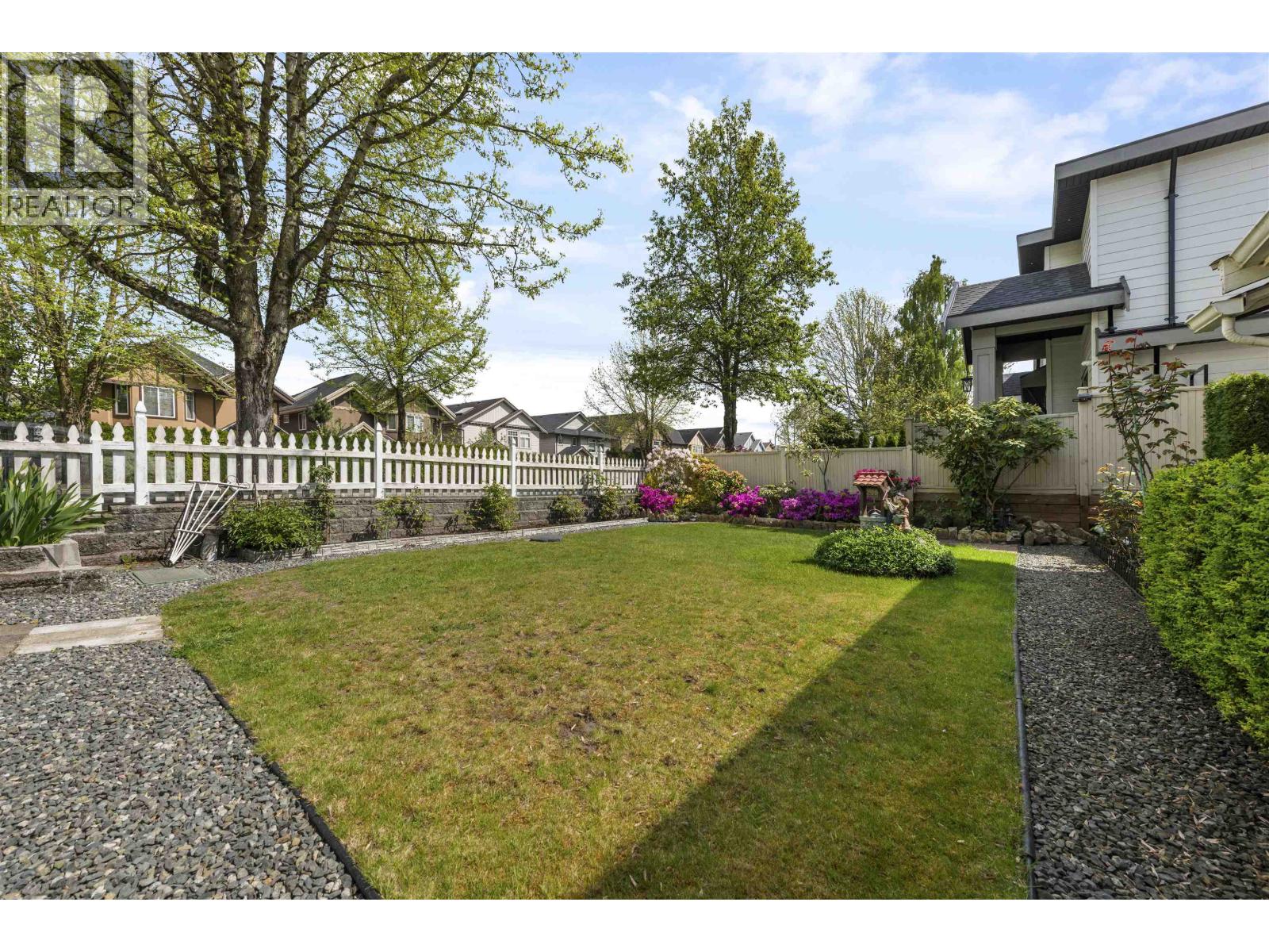 4 Bed, 2 Bath House for Sale in Richmond – 11620 WILLIAMS ROAD, Richmond - Image 6