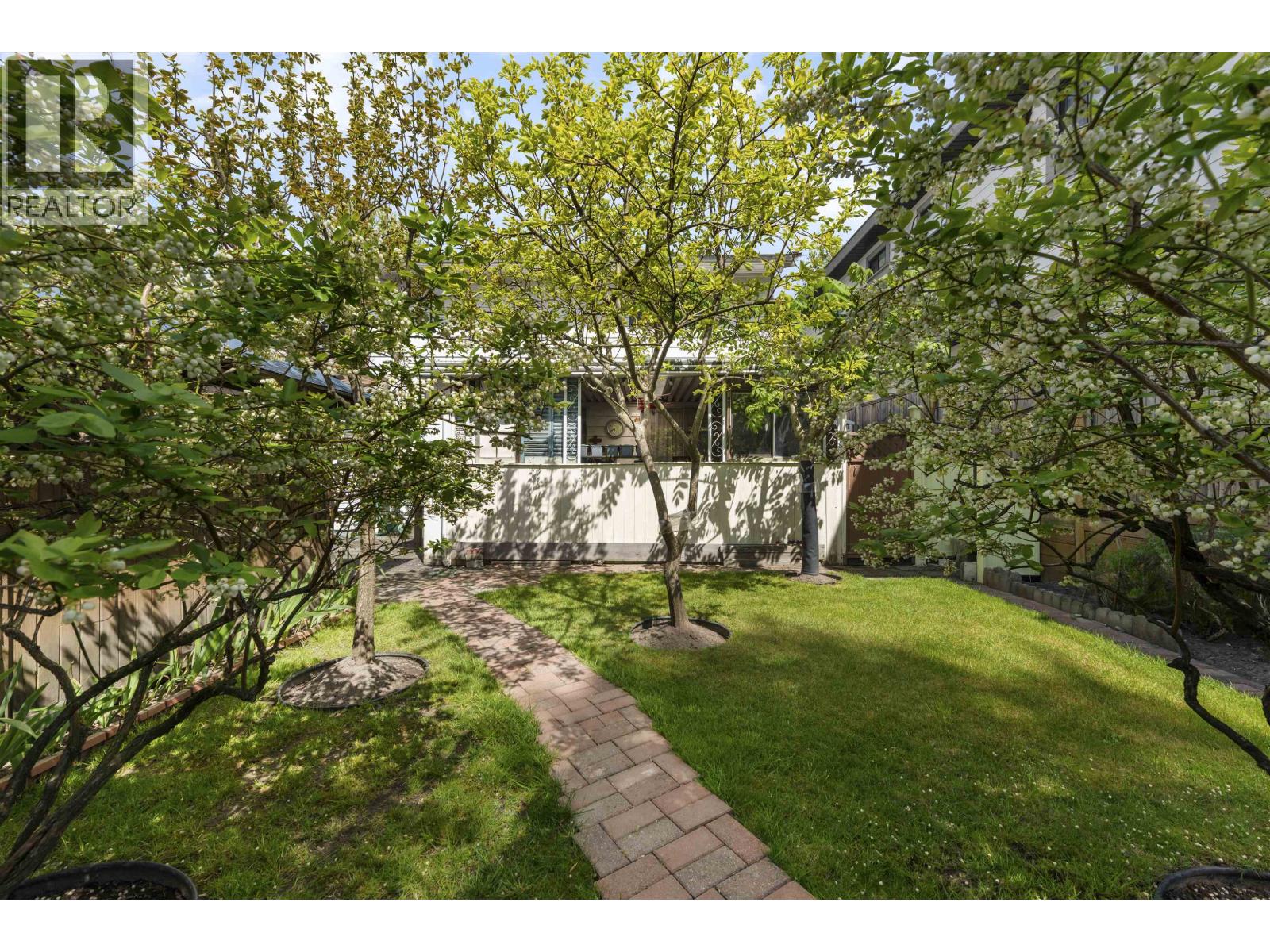 4 Bed, 2 Bath House for Sale in Richmond – 11620 WILLIAMS ROAD, Richmond - Image 32