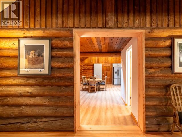 2551 WILCOX ROAD - 21