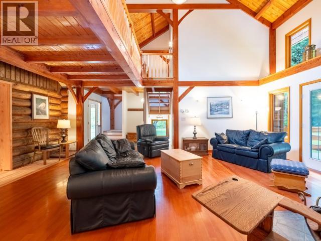 2551 WILCOX ROAD - 12