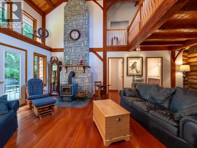 2551 WILCOX ROAD - 11