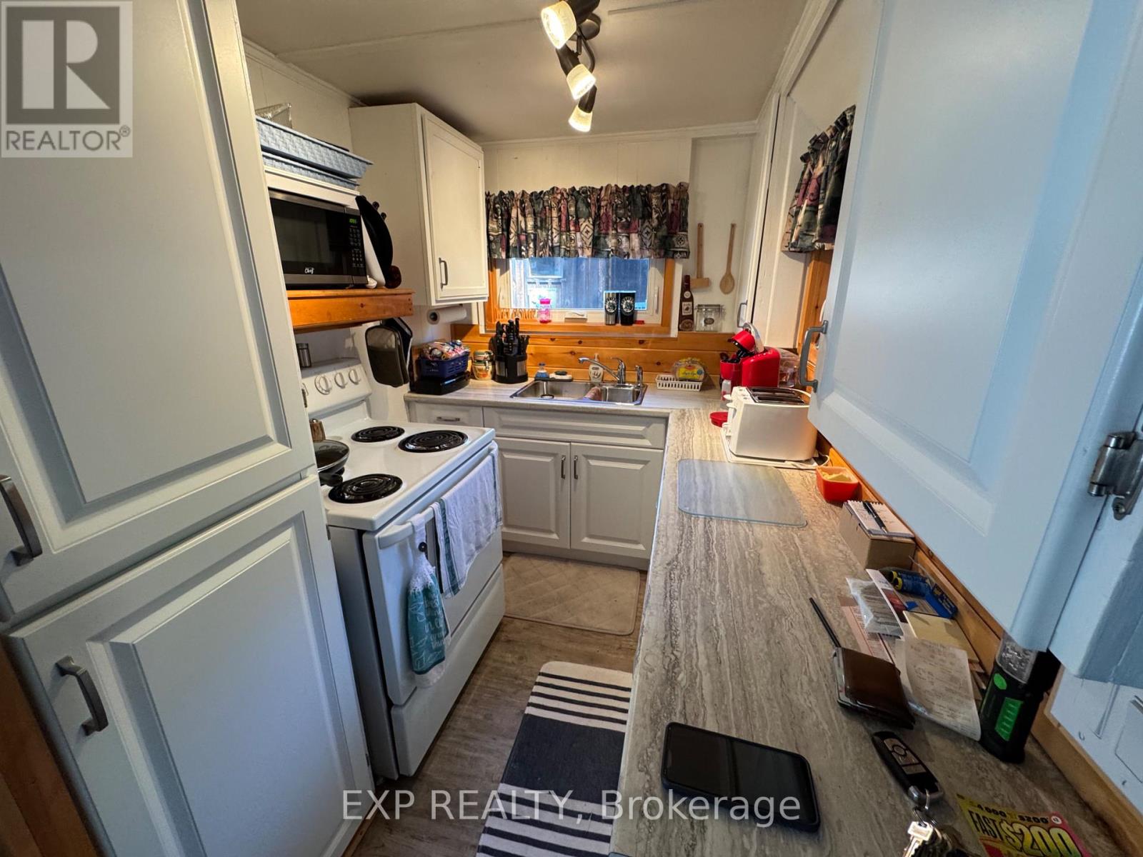 118 FRASER LAKE ROAD - 8