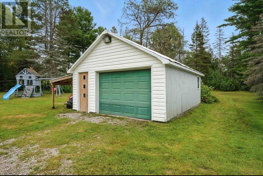 29 Eley RD, Iron Bridge, Ontario, P0R1H0 — Photo 2