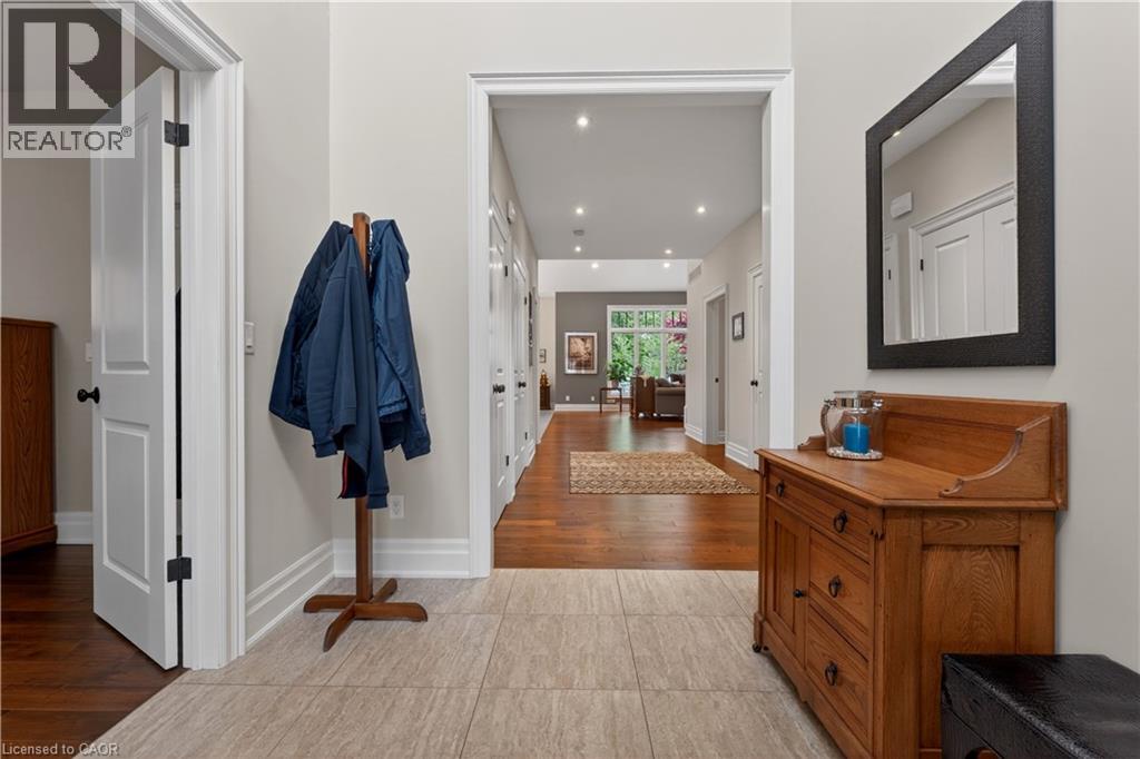 22A JOHN Street - 6