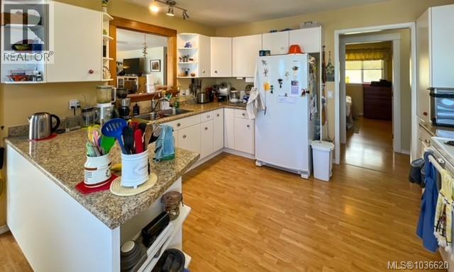 490 2nd St - 13