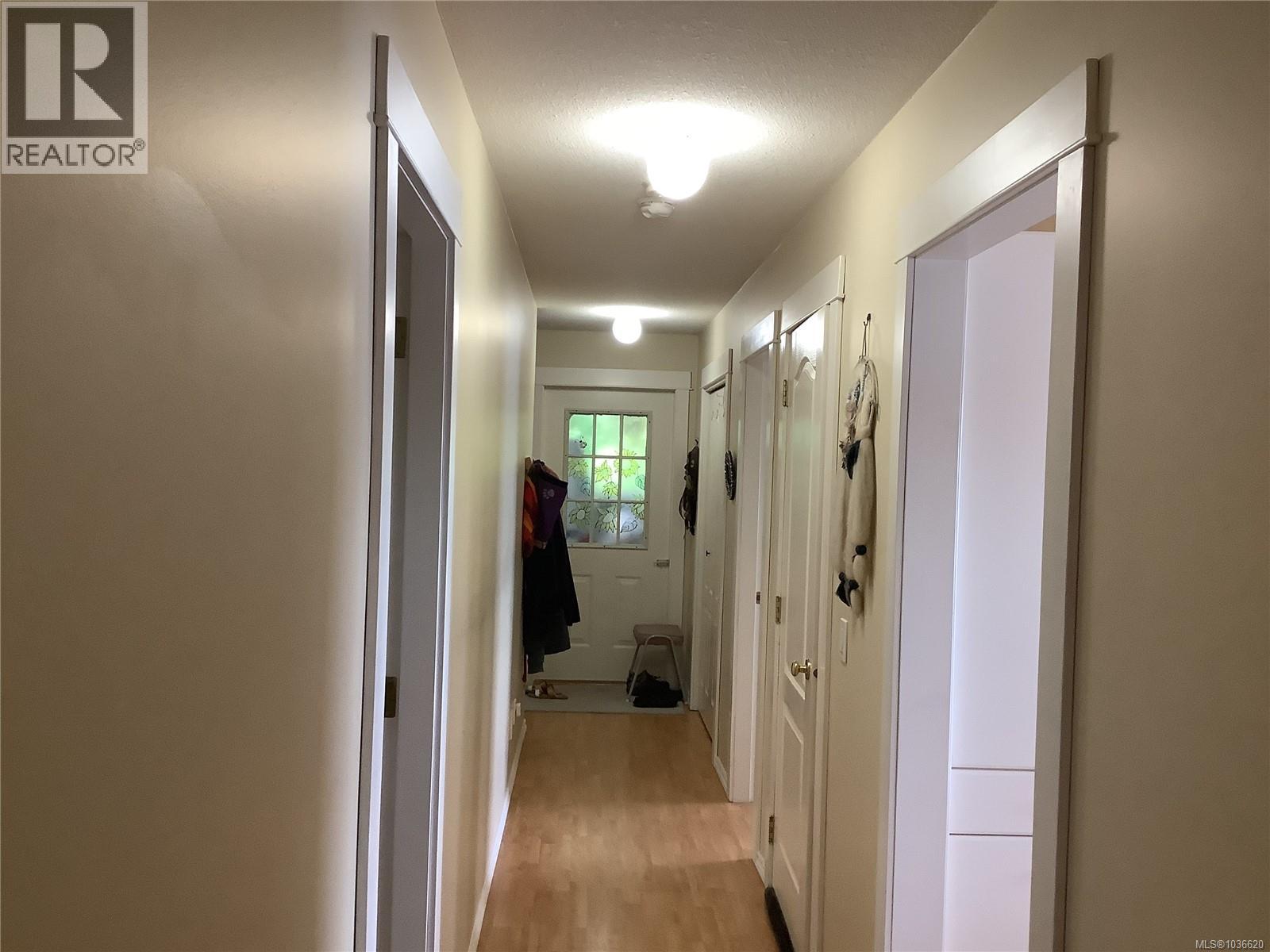 490 2nd St - 20