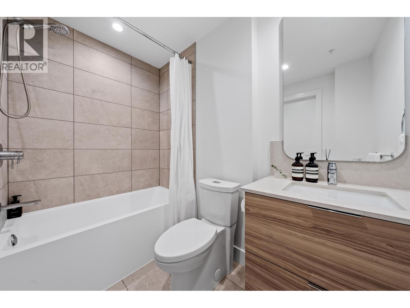 505 2385 EMERY COURT, North Vancouver