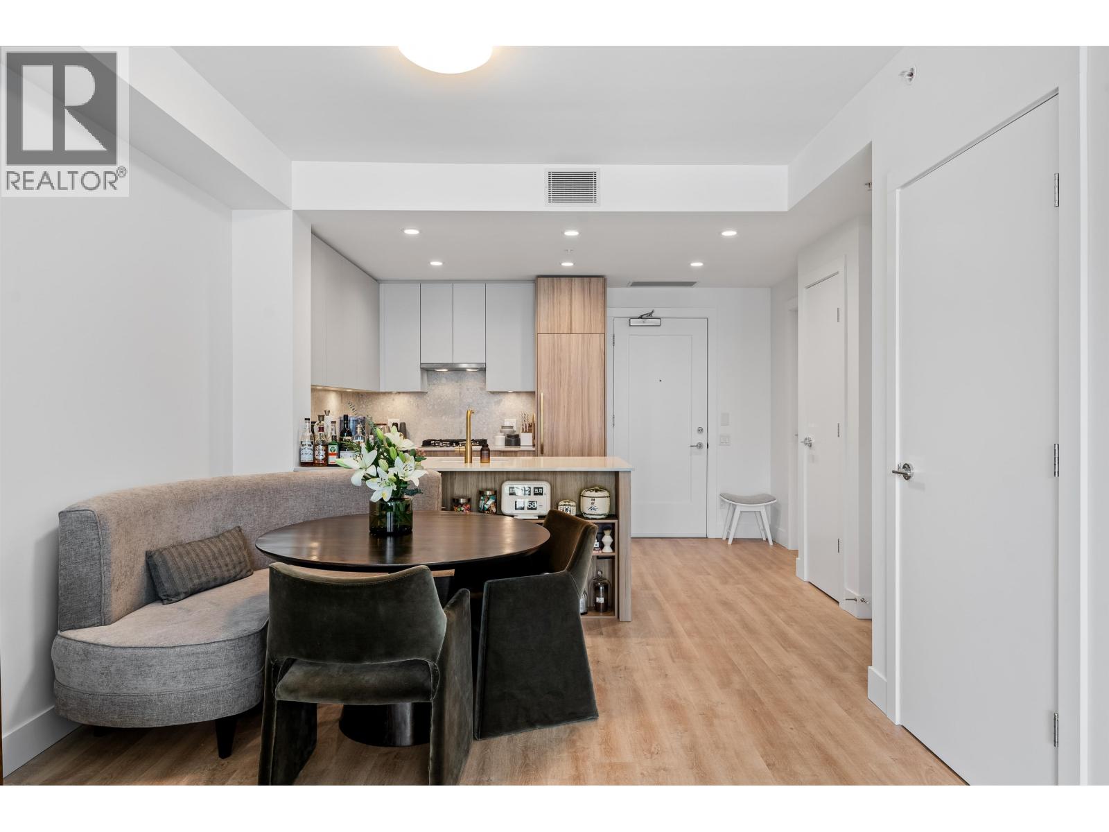 505 2385 EMERY COURT, North Vancouver