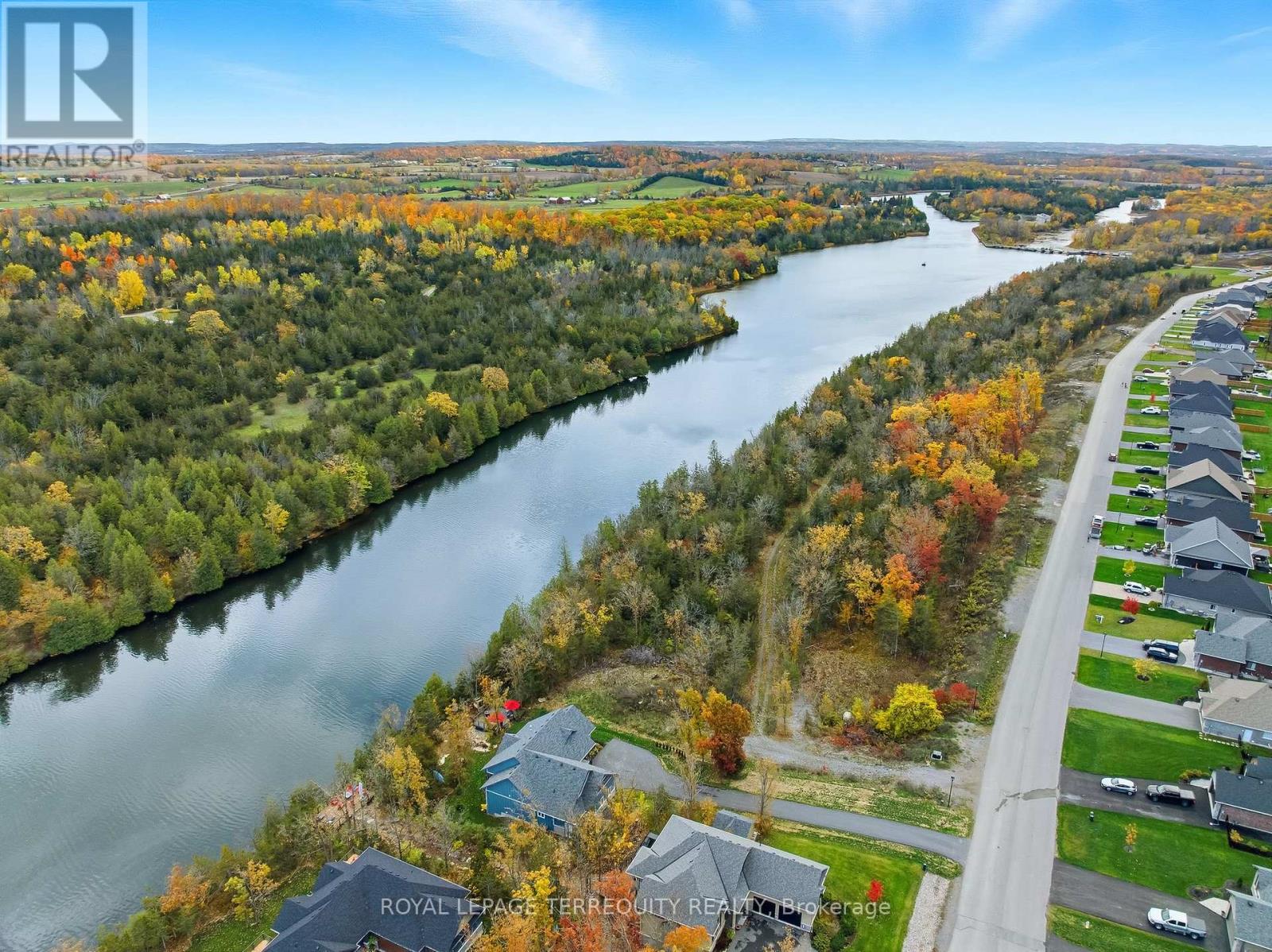 5 RIVERSIDE TRAIL - 5