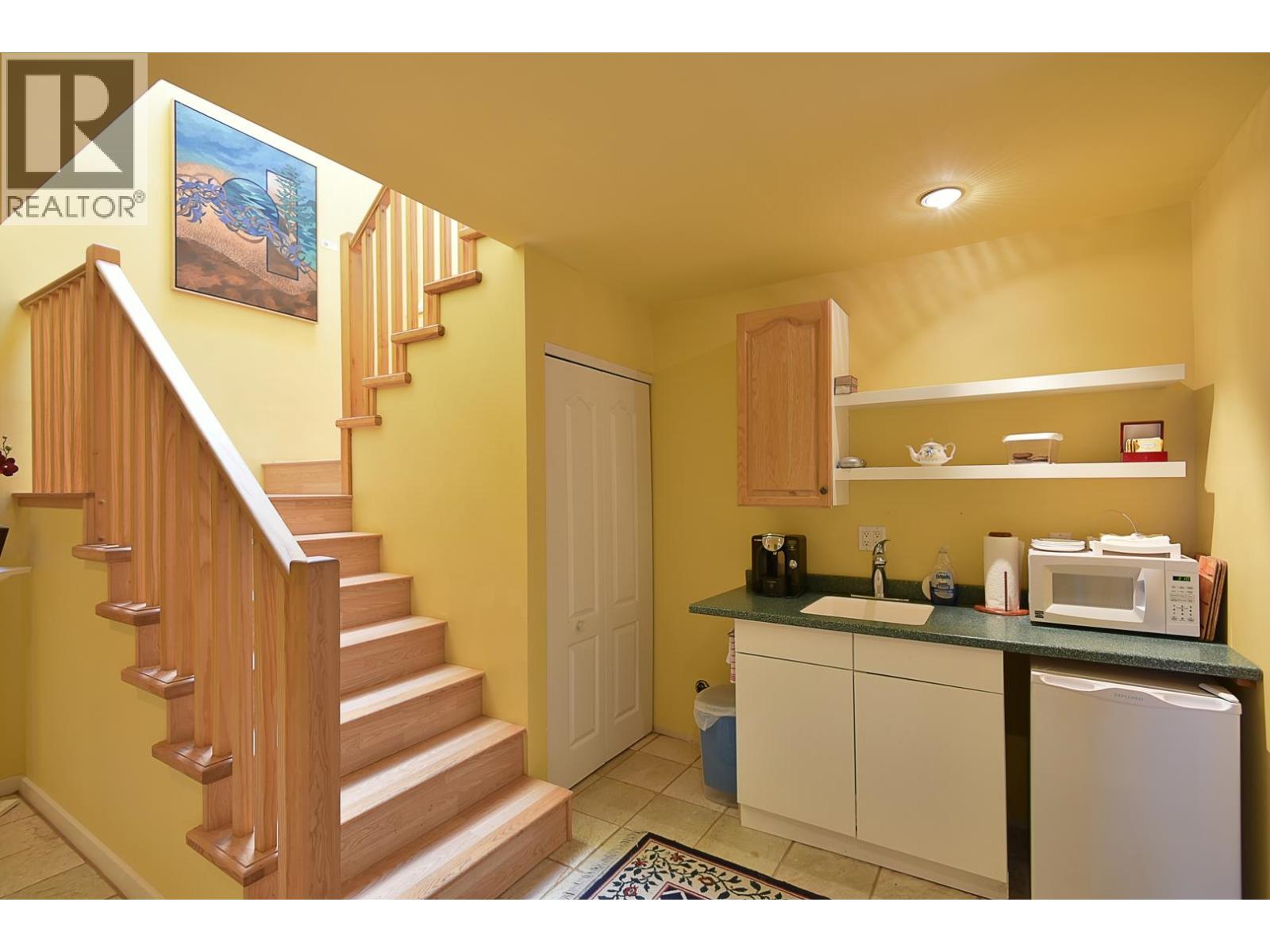 5870 SKOOKUMCHUK ROAD, Sechelt