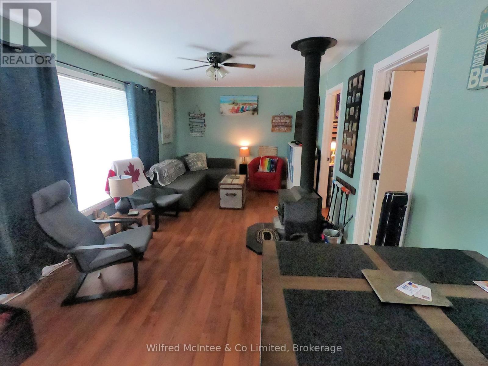 199 THOMPSON AVENUE - Image 3