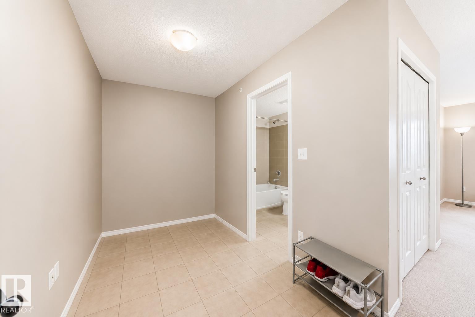 #404 12025 22 AV SW - 16