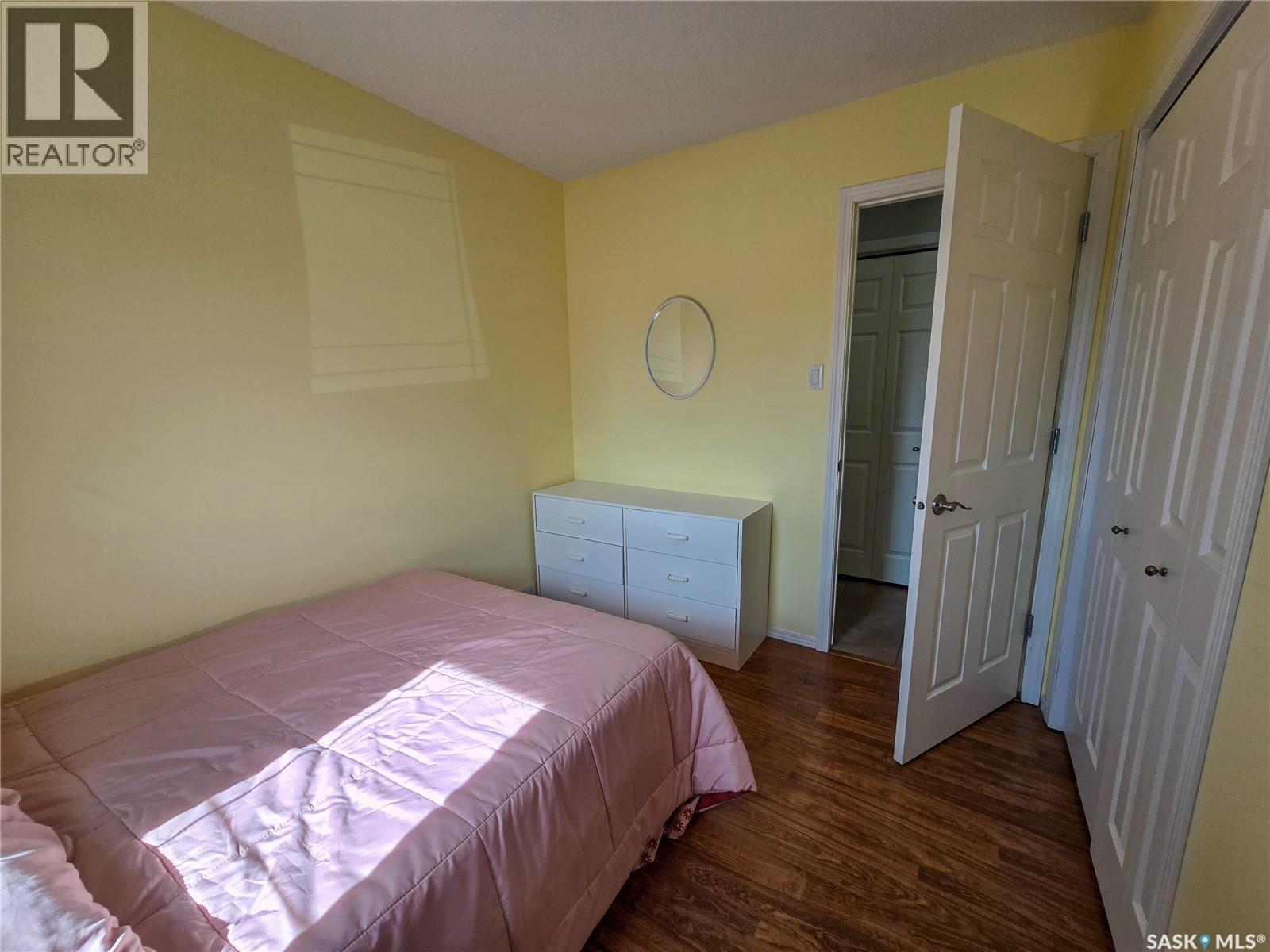 15 Mackenzie DRIVE - 11