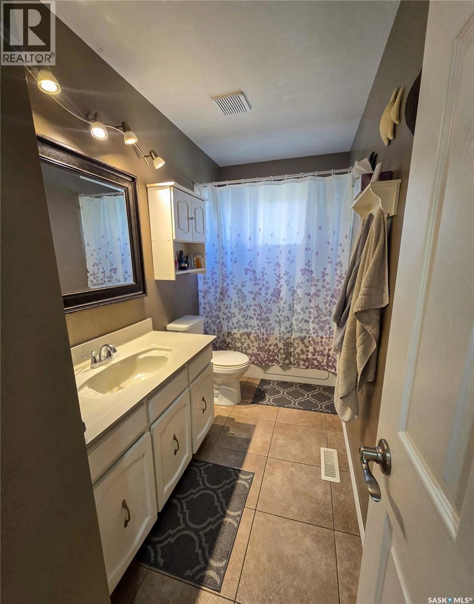 15 Mackenzie DRIVE - 14