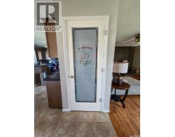 Laundry room - 15 Mackenzie Drive, Yorkton, SK S3N3M6 Photo 9