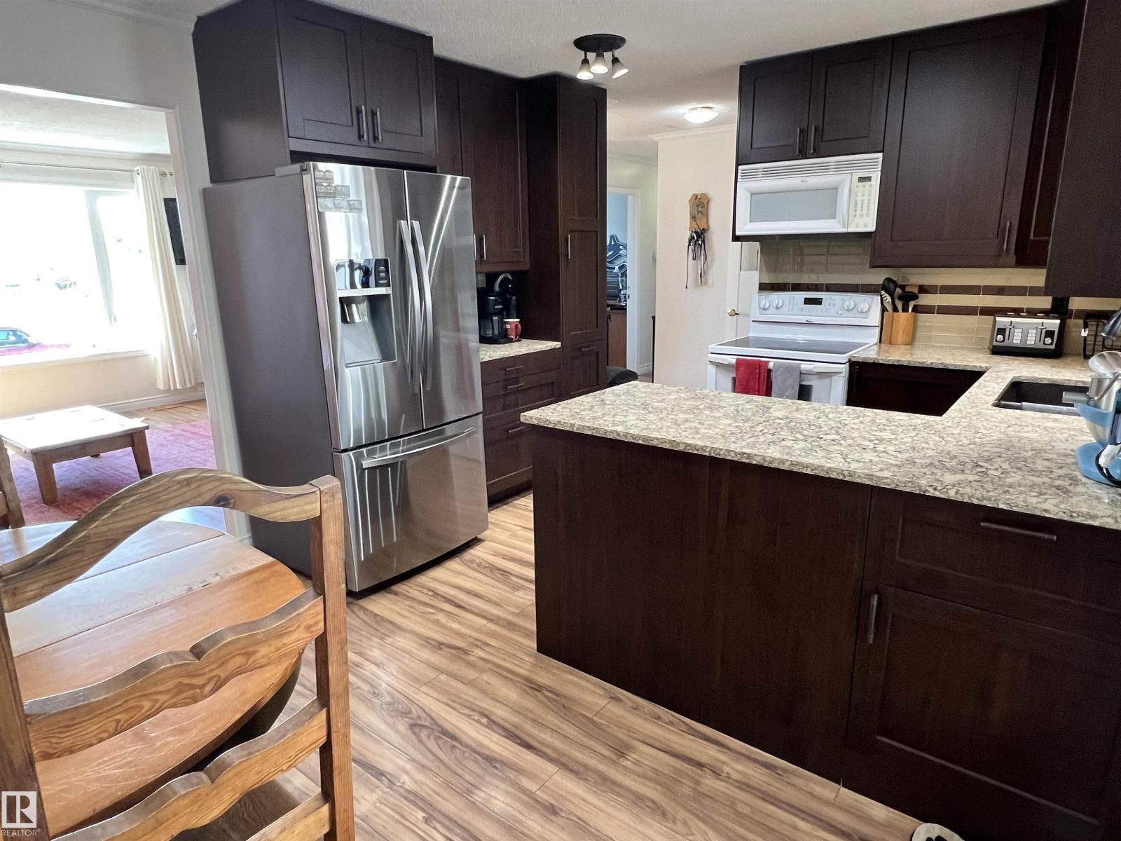5120 48 ST - 6