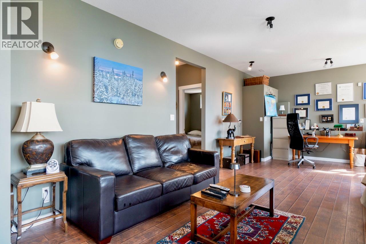 7660 Lichen Road - 37