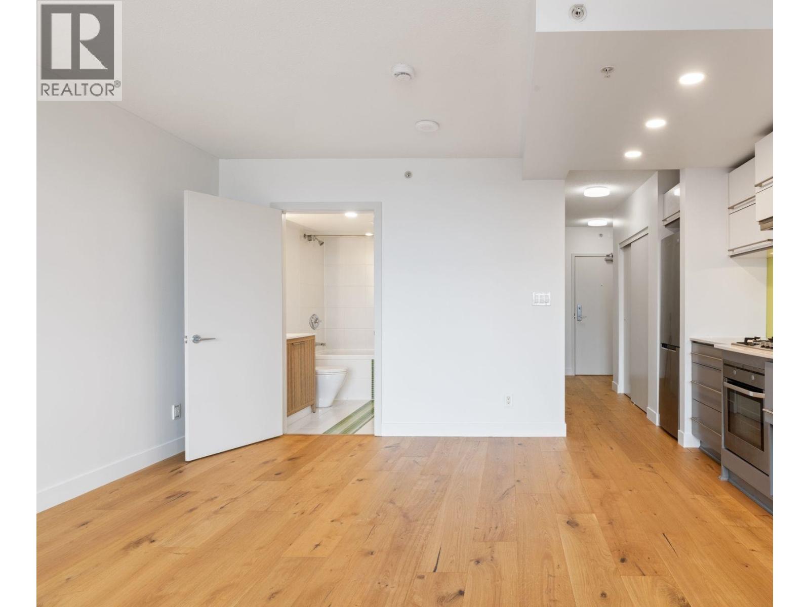 1 Bath Condo for Sale in Vancouver – 710 718 MAIN STREET, Vancouver – MLS# R3108744 - Image 9