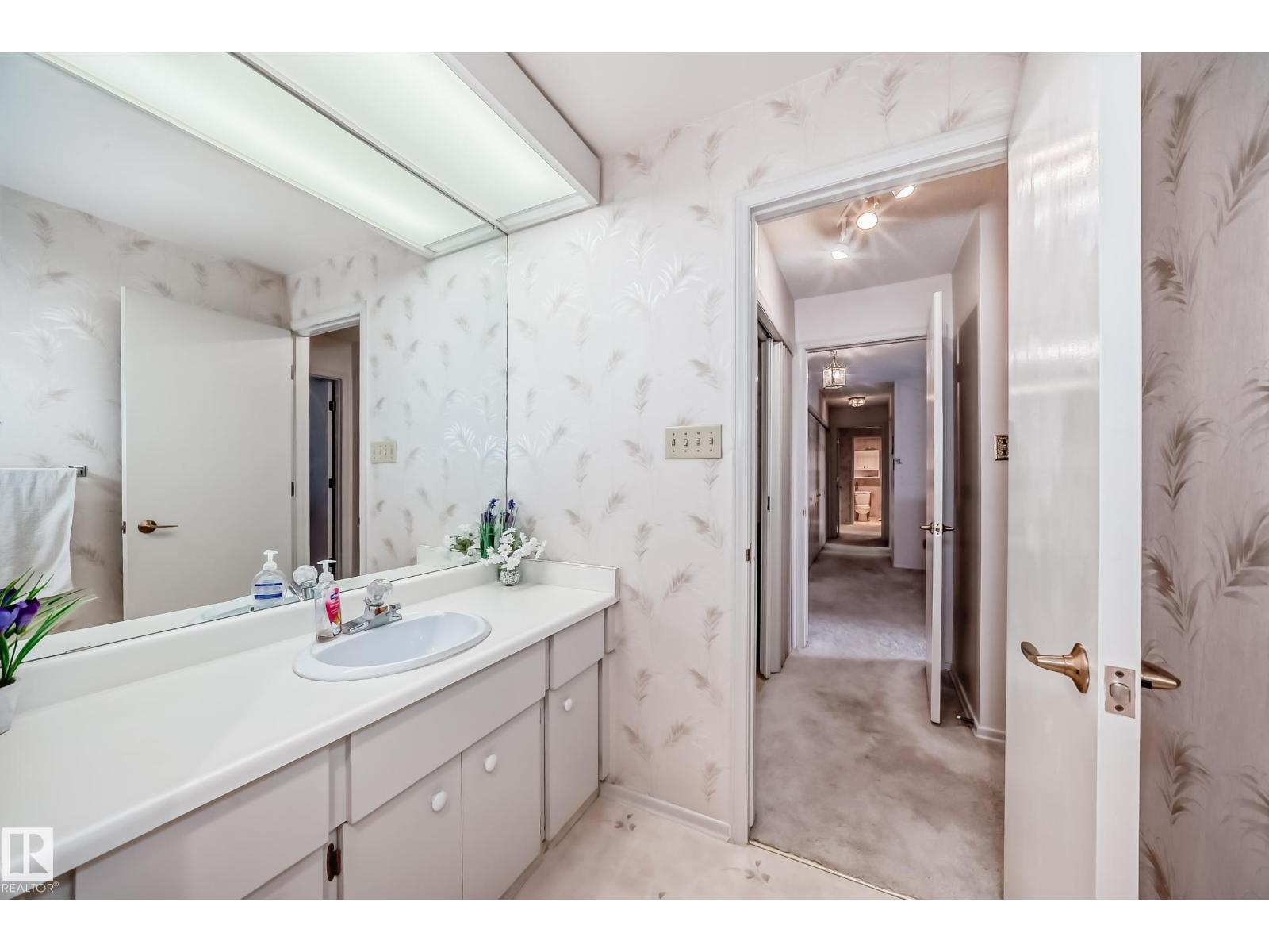 #314 14810 51 AV NW - 31