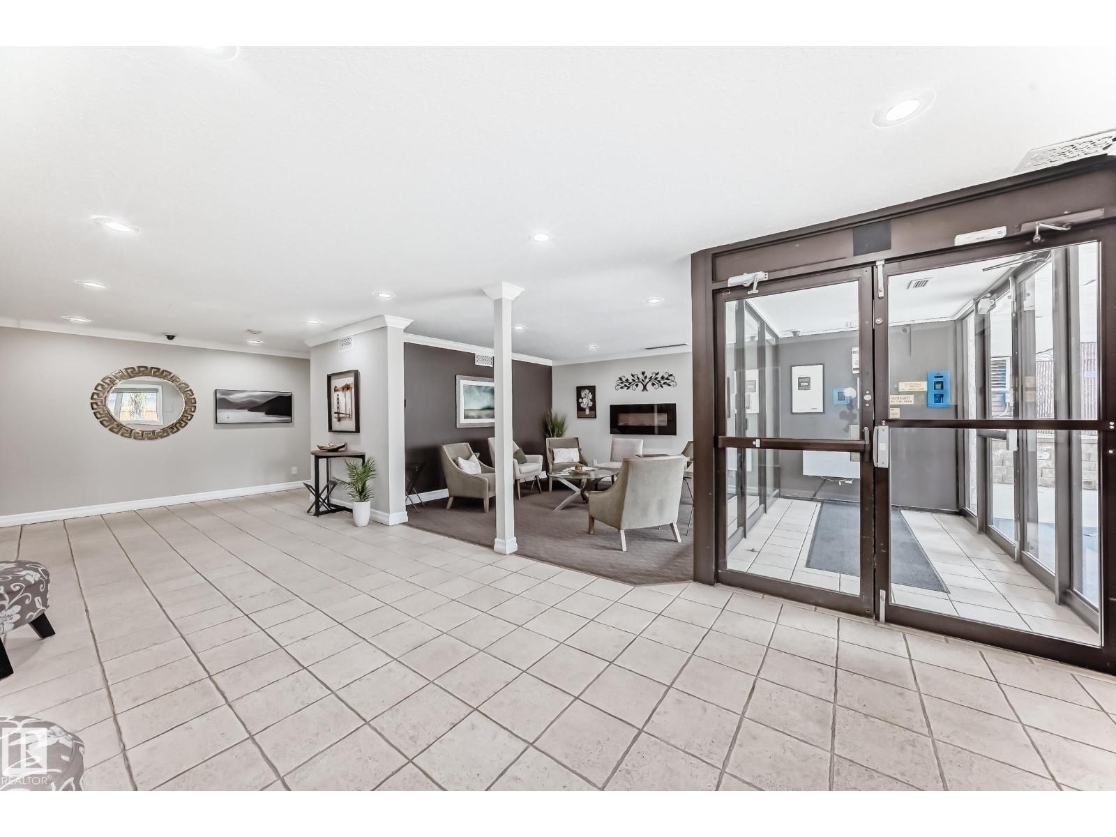 #314 14810 51 AV NW - 52