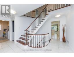 4 Robaldon Road, Toronto, ON M9A5A7 Photo 26