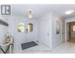 4 Robaldon Road, Toronto, ON M9A5A7 Photo 28