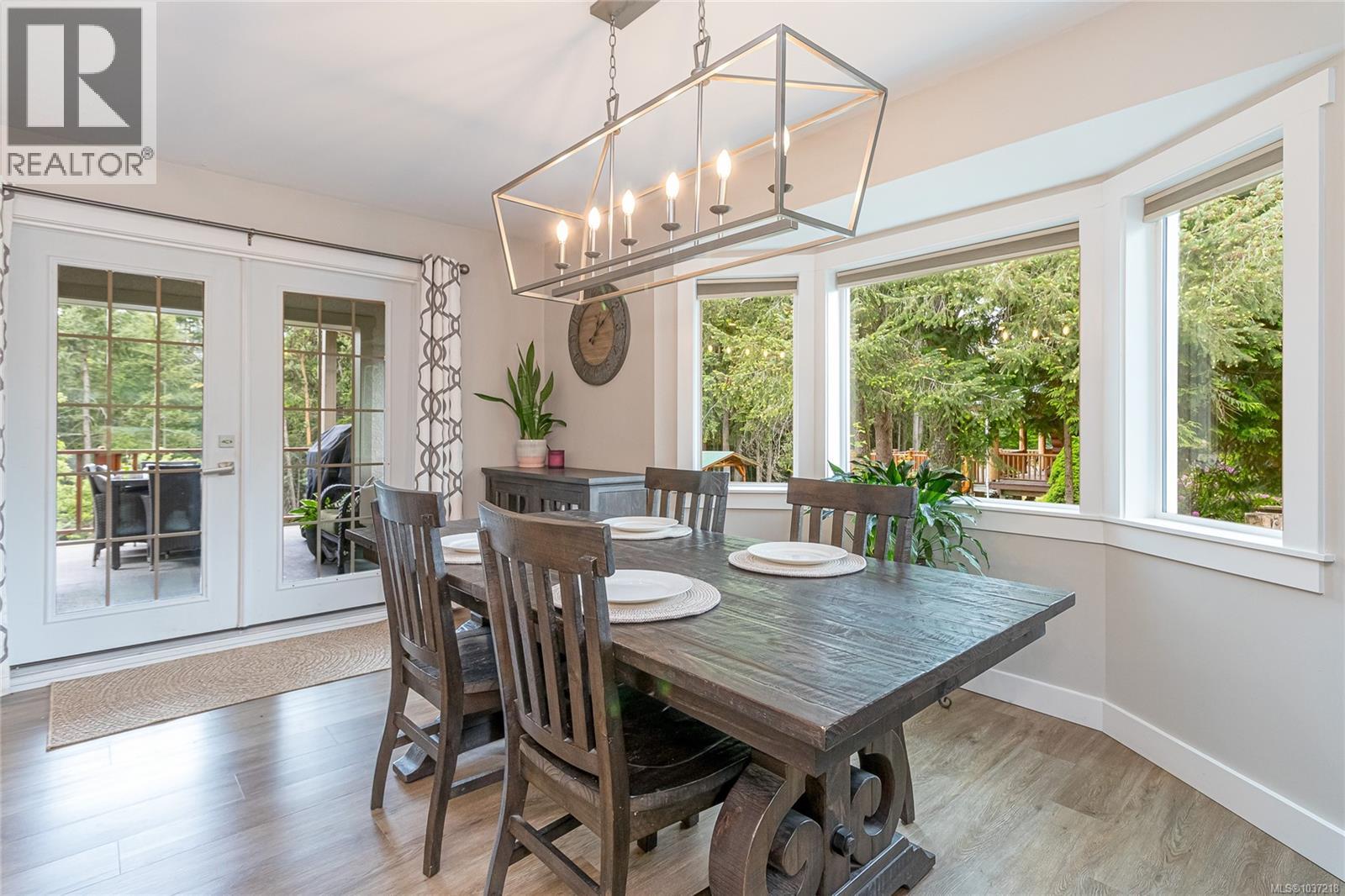 3729 Panorama Cres - 15