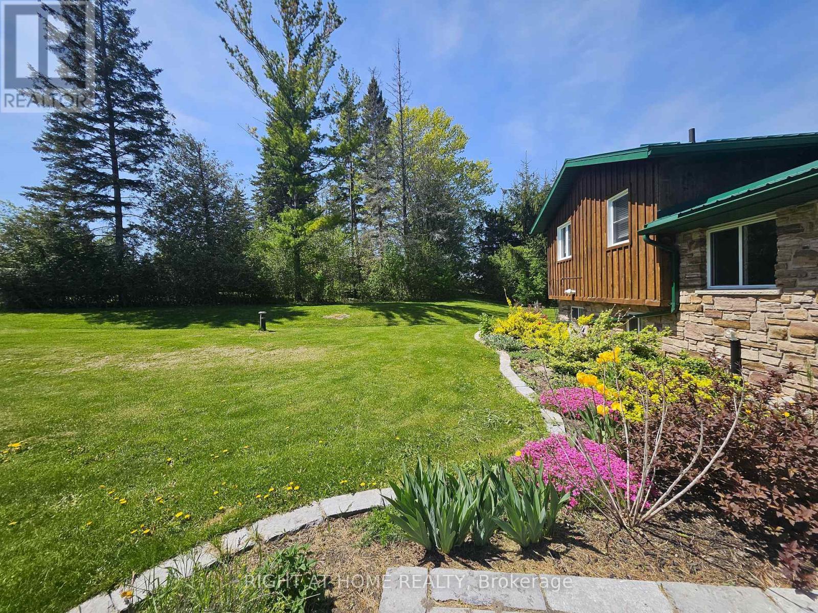 152 GRANDVIEW DRIVE - 5