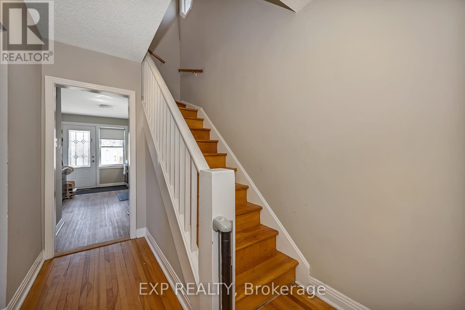 1470 LAPERRIERE AVENUE - 15