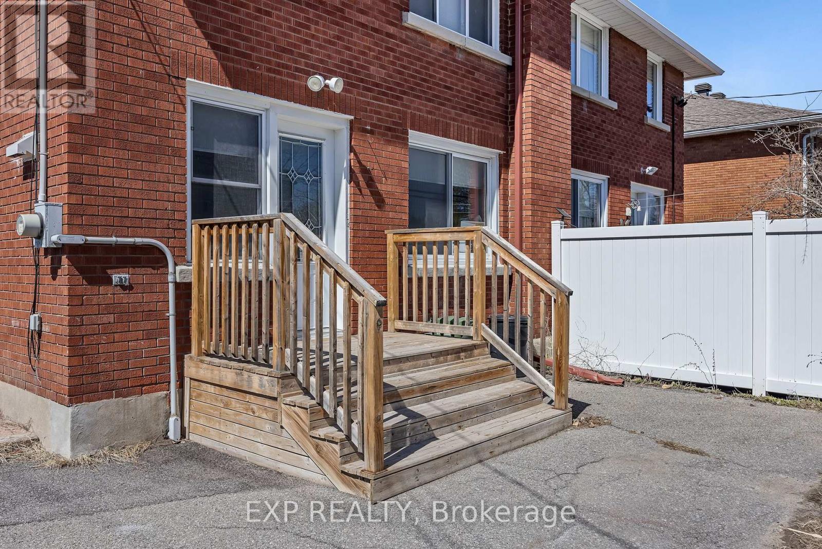 1470 LAPERRIERE AVENUE - 30