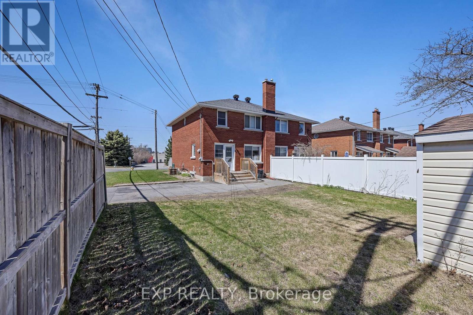 1470 LAPERRIERE AVENUE - 34
