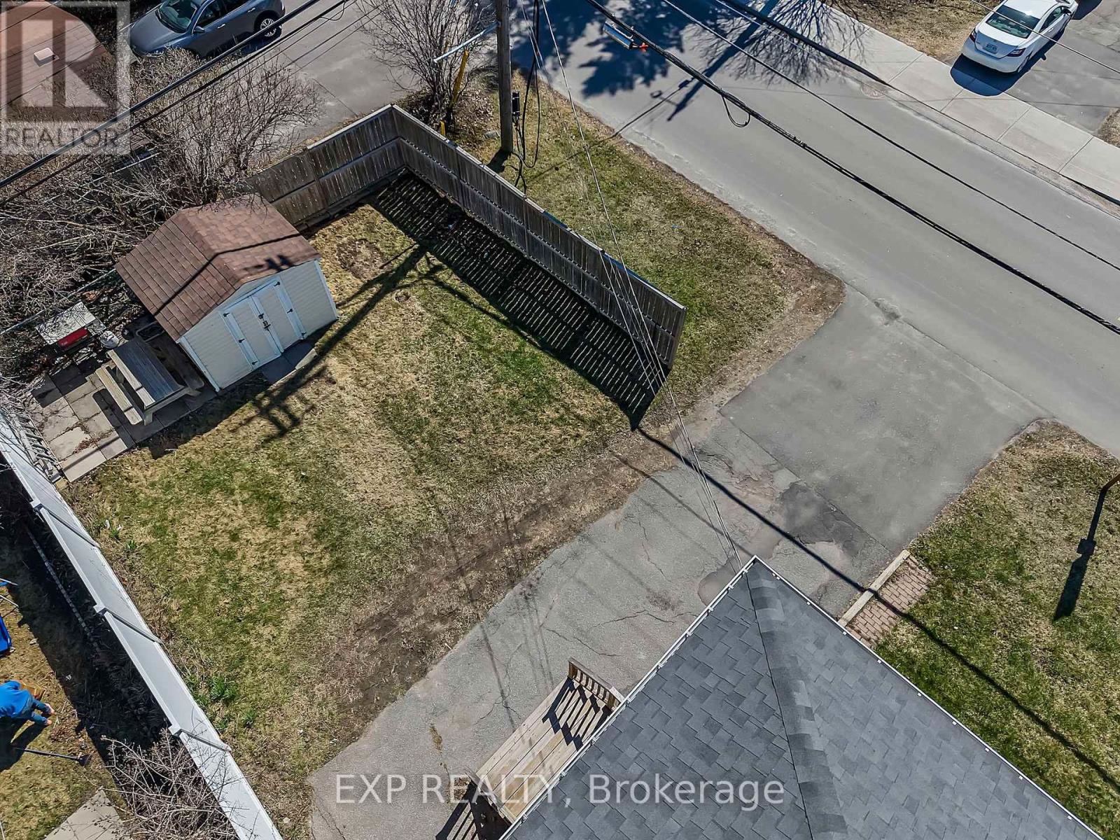 1470 LAPERRIERE AVENUE - 38