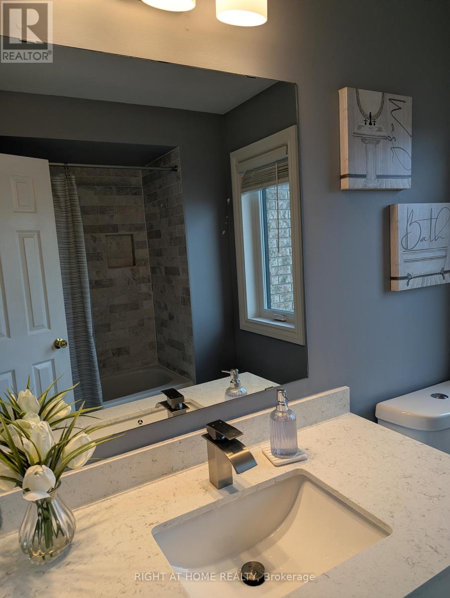 12 FRUSTAC TRAIL - 25