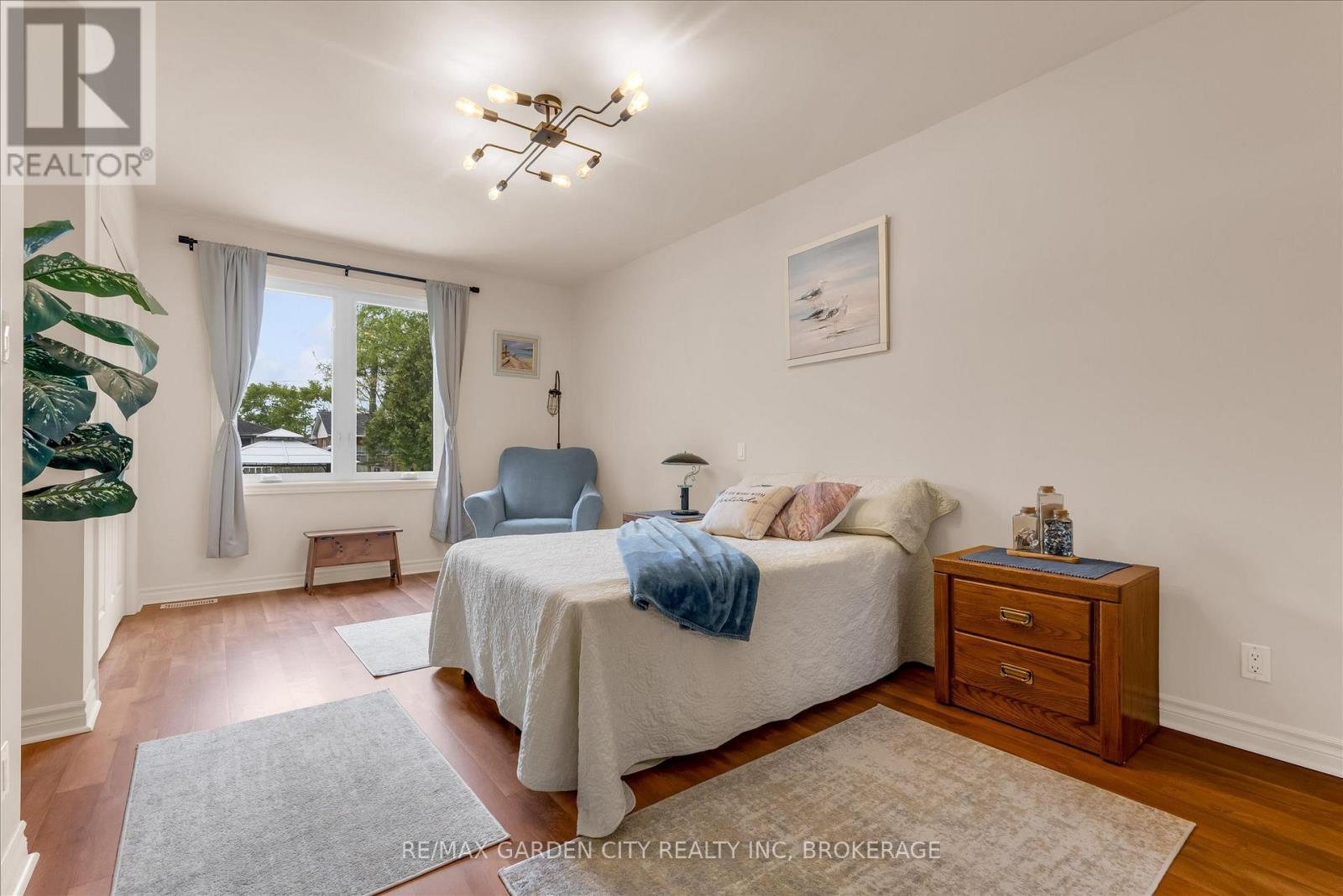 44 ALEXANDRA BOULEVARD - 10