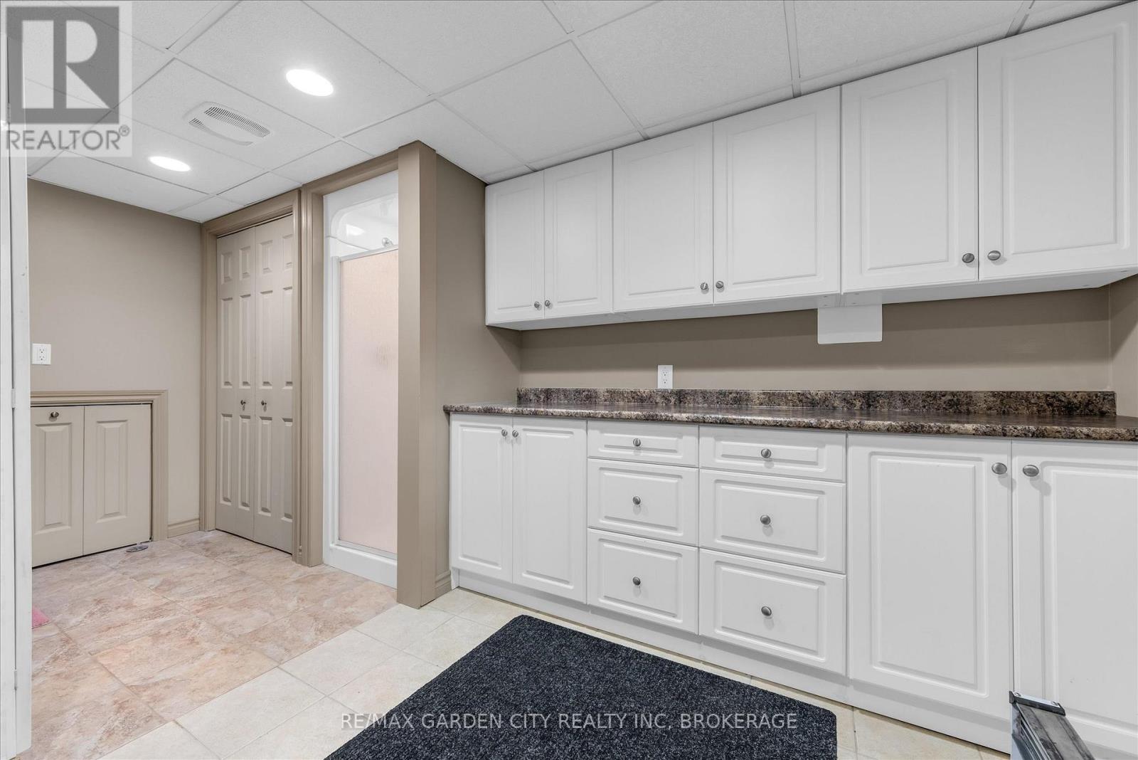 44 ALEXANDRA BOULEVARD - 19