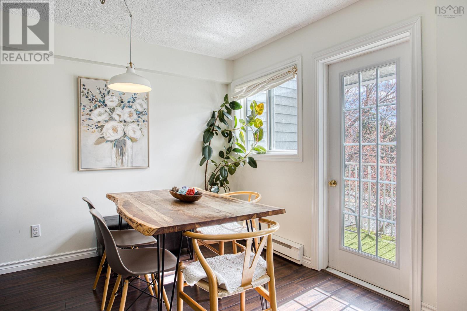#310 15 Knightsridge Drive - 10