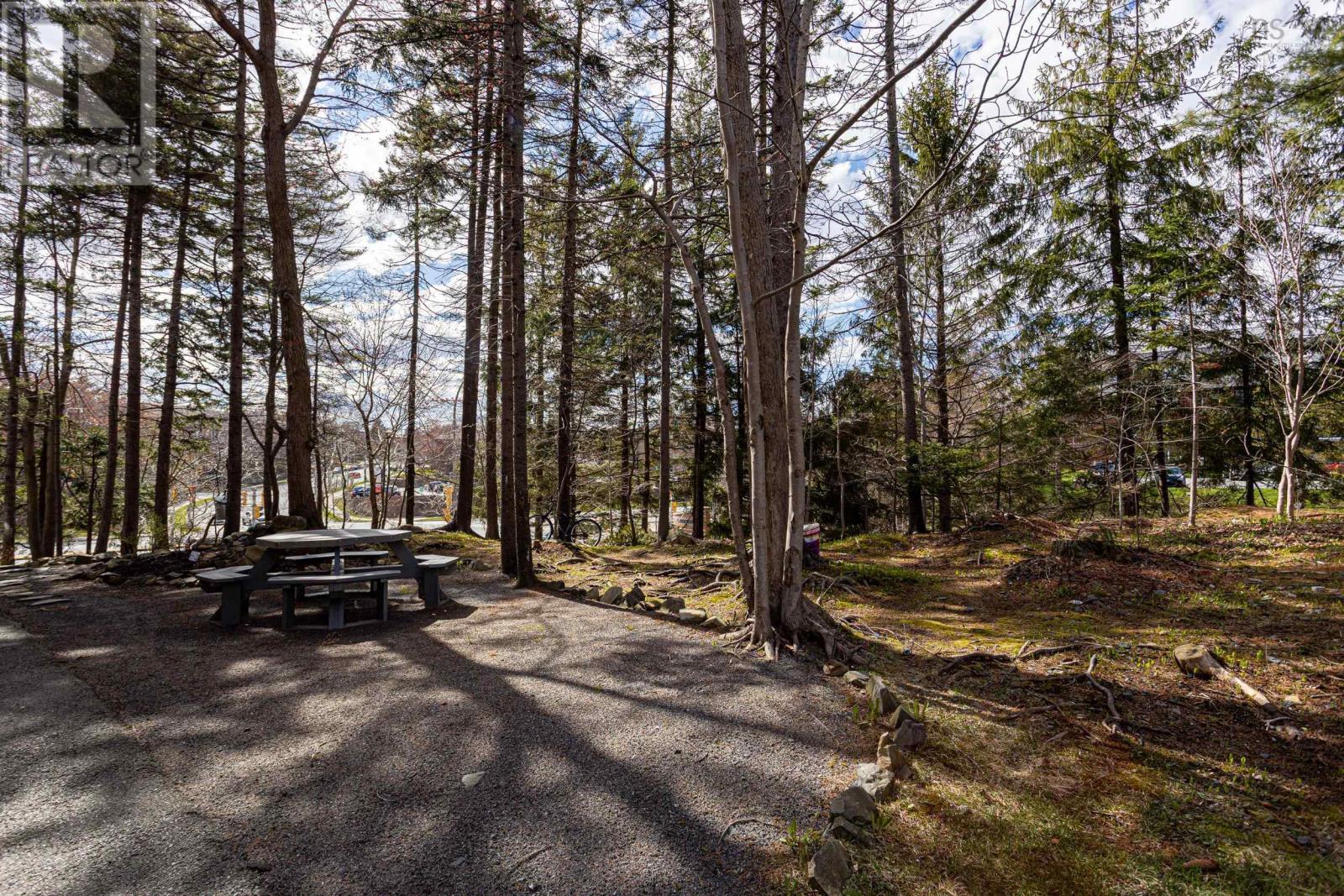 #310 15 Knightsridge Drive - 31