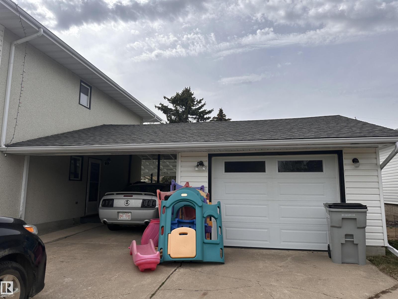 9915 95 ST — photo 6