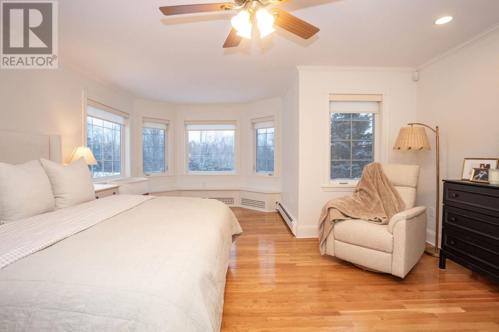 21 Spruce Lane - 23