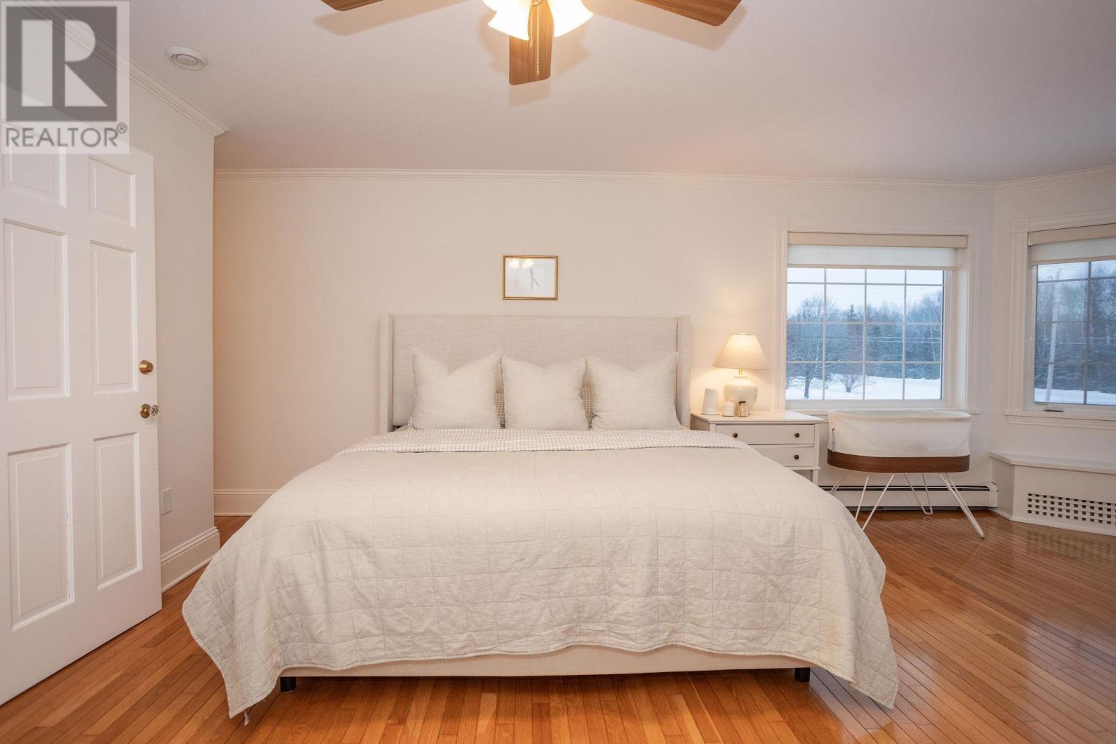 21 Spruce Lane - 27