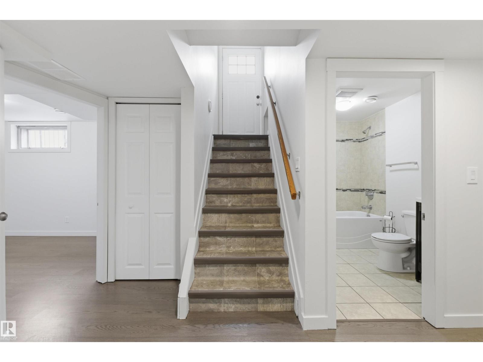 7604 142 AV NW - 25
