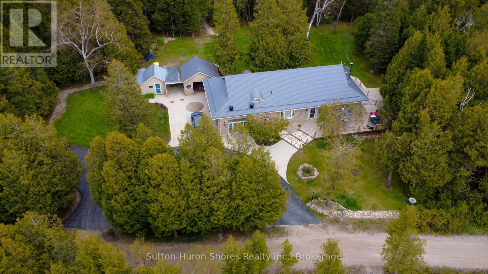 484 SUNSET DRIVE - 1