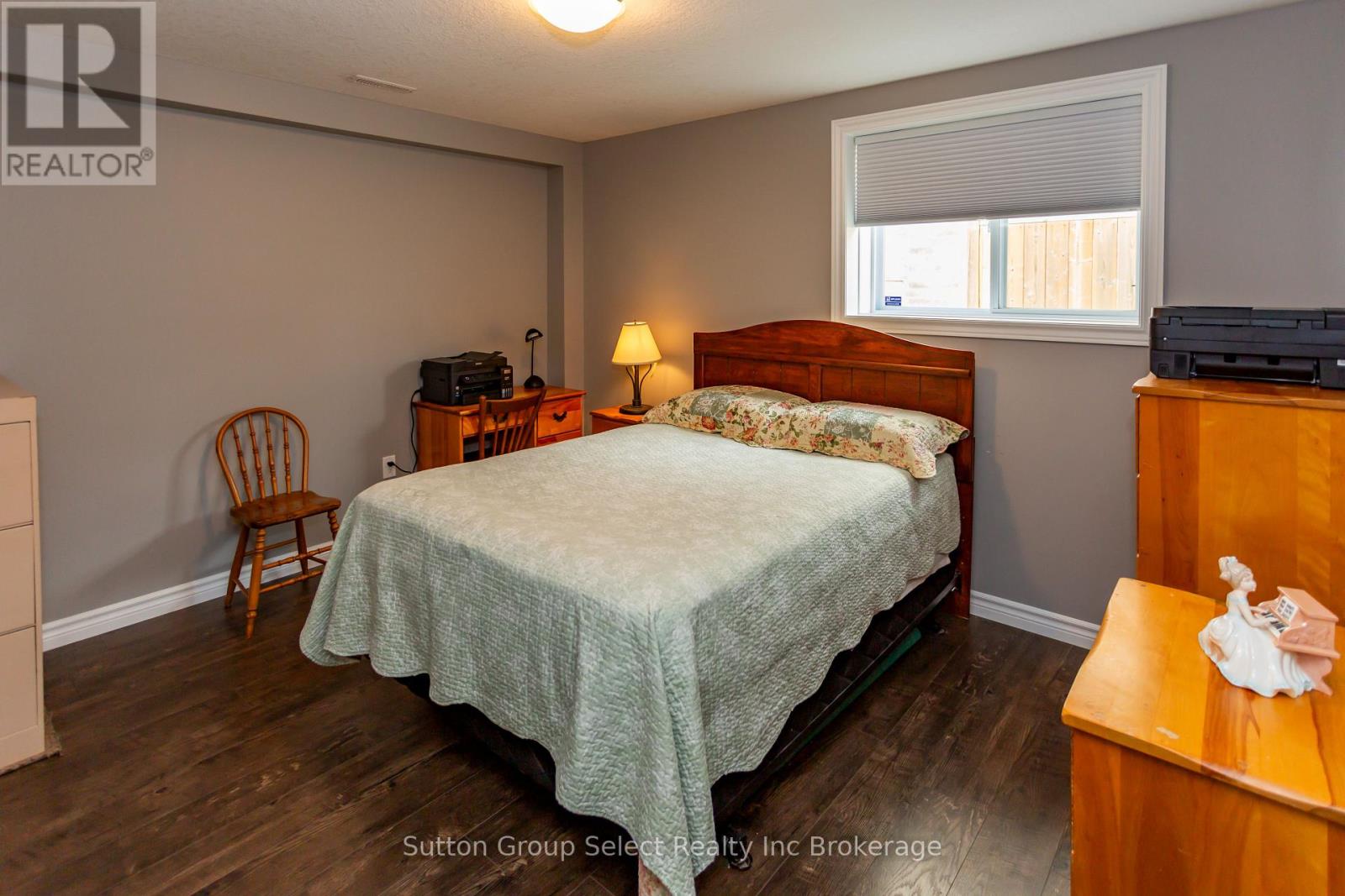 86 WALKER ROAD - 28