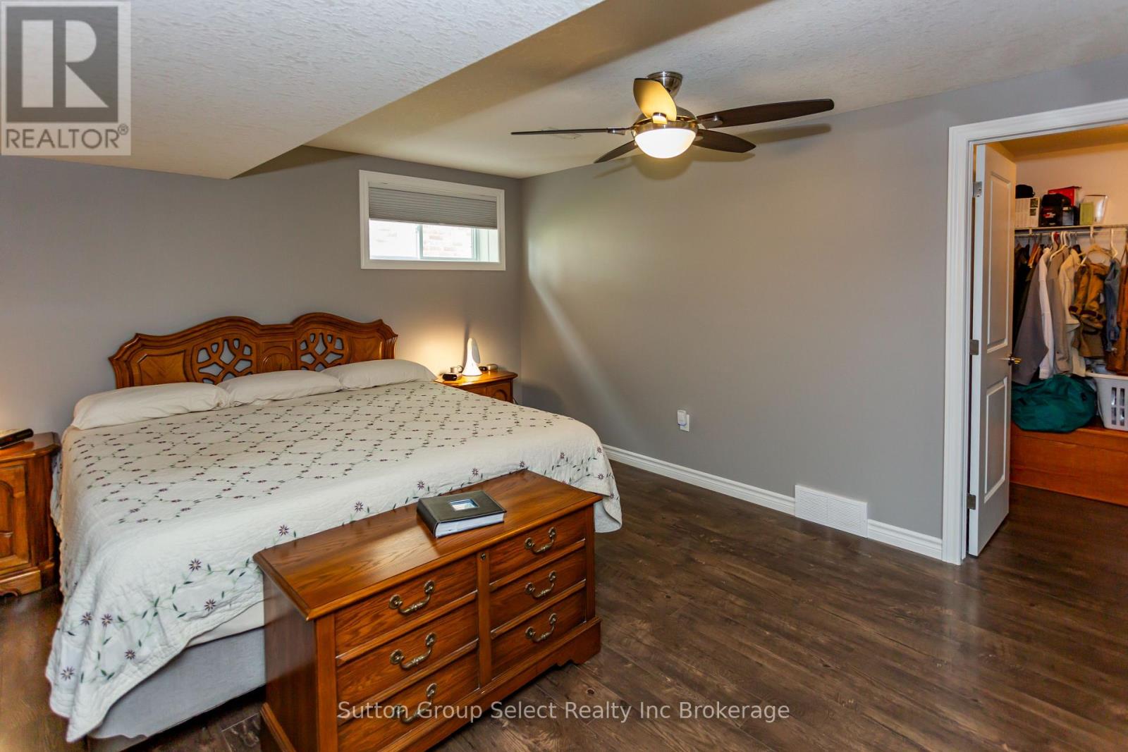 86 WALKER ROAD - 30