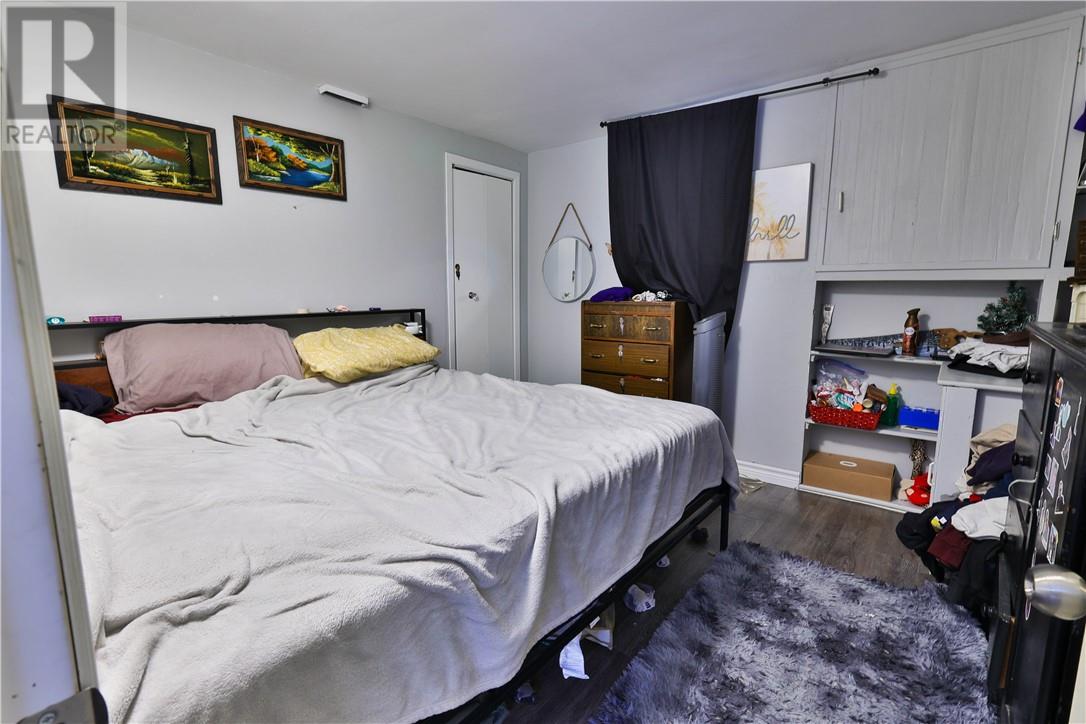401 York Street - 13