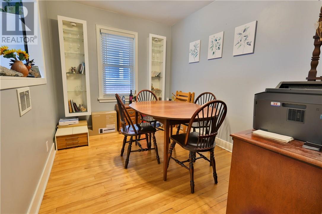 401 York Street - 4