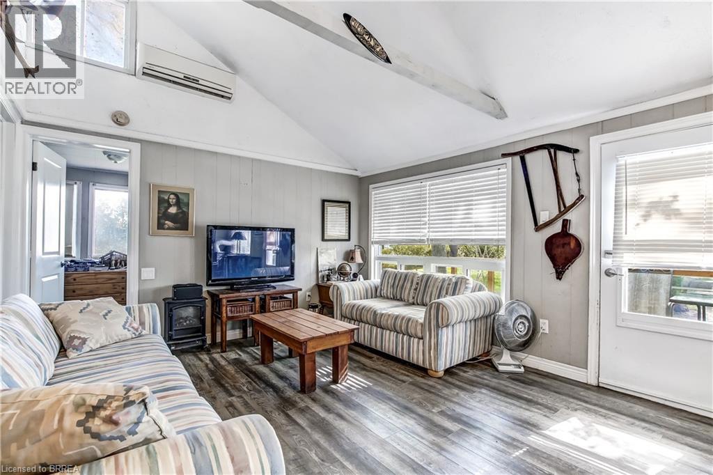 4 TYLER Street - 3