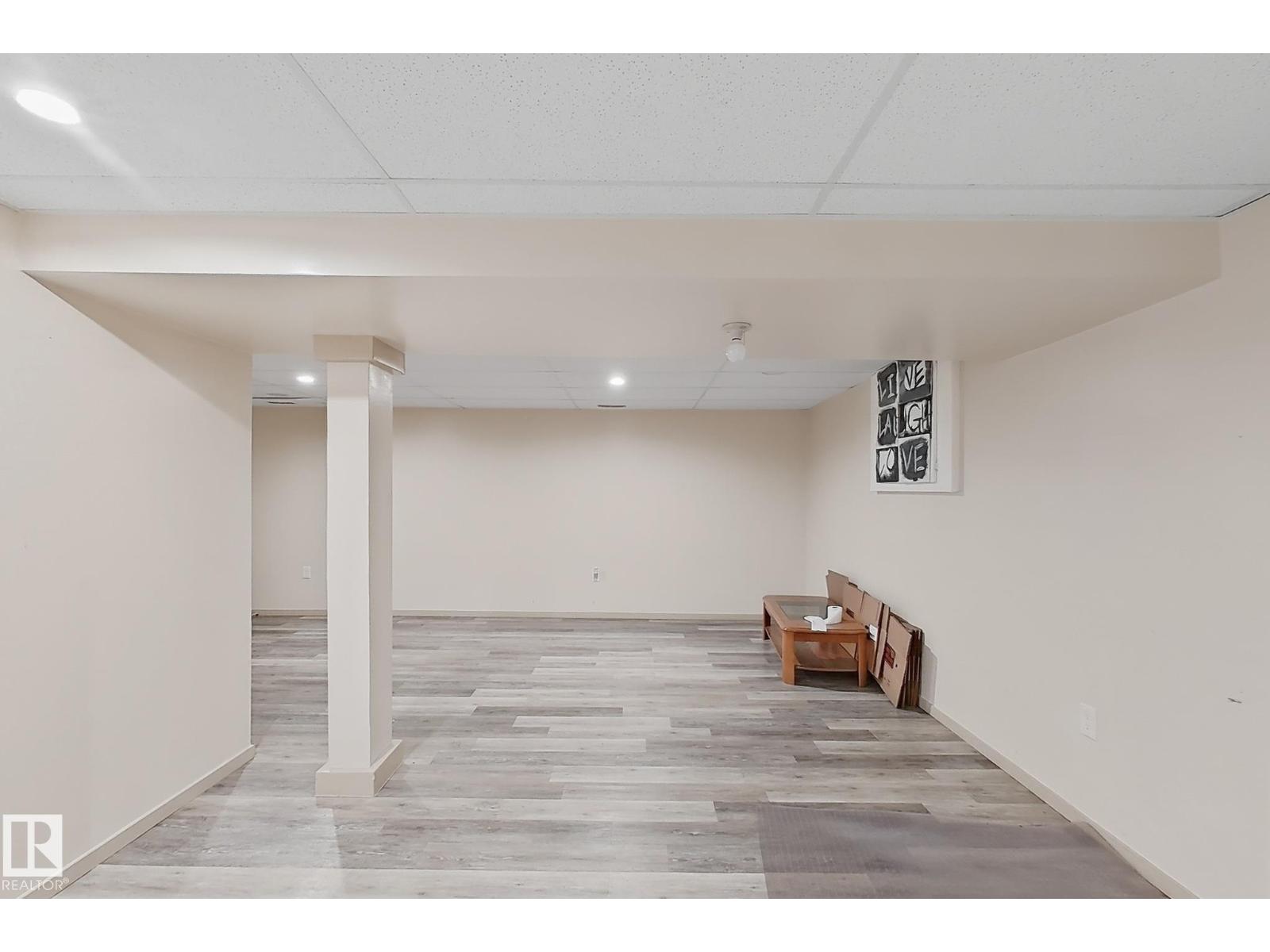 5514 93A AV NW - 18