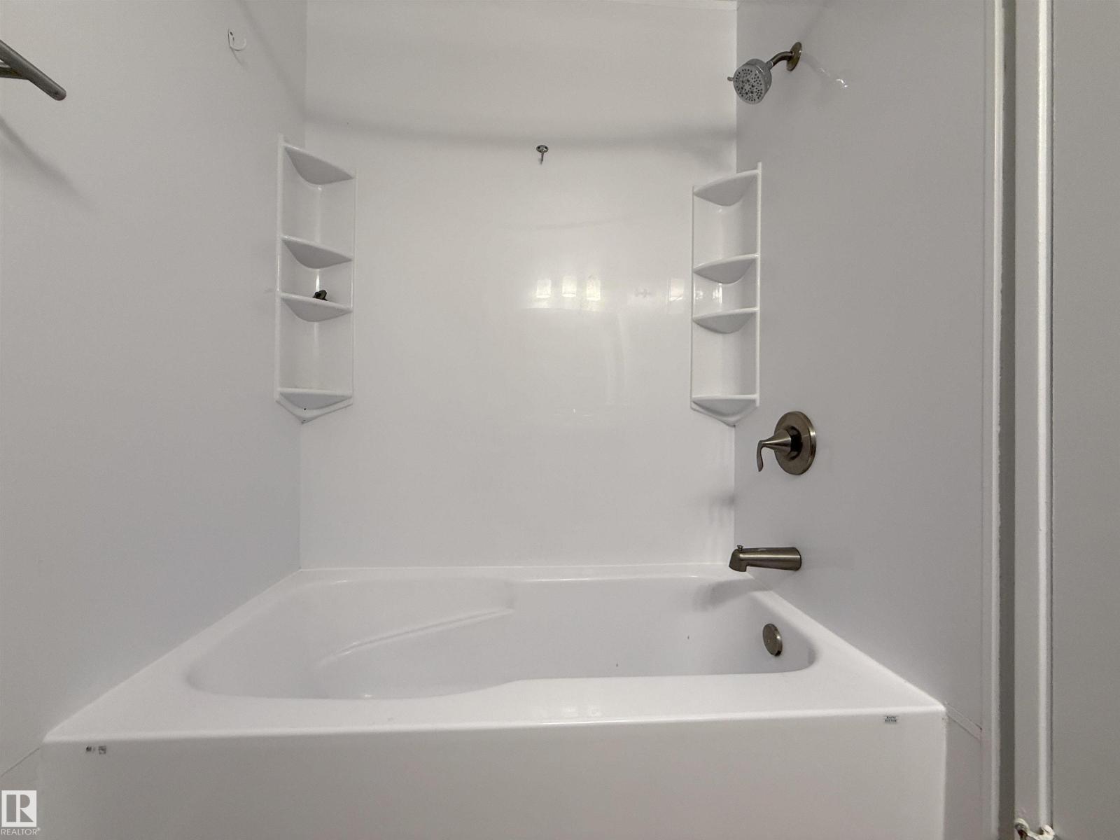 5514 93A AV NW - 22